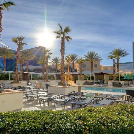 Mgm Signature-33-711 F1 Track & Strip View Balcony Las Vegas Exteriör bild